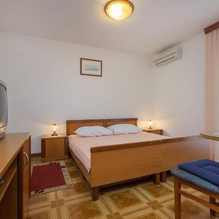 Apartments Tonimir Vodice Eksteriør bilde
