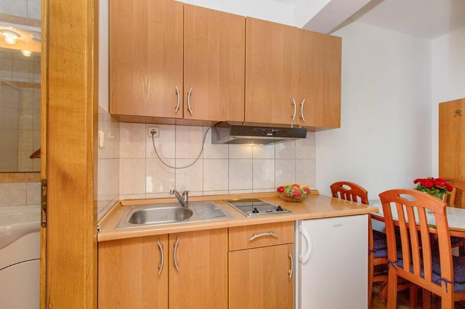 Apartments Tonimir Vodice Eksteriør bilde