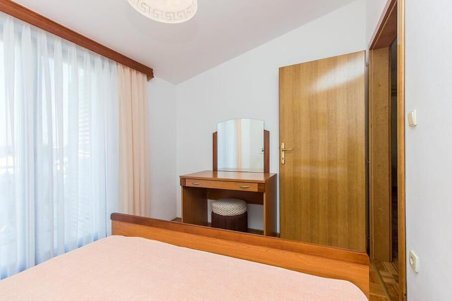 Apartments Tonimir Vodice Eksteriør bilde