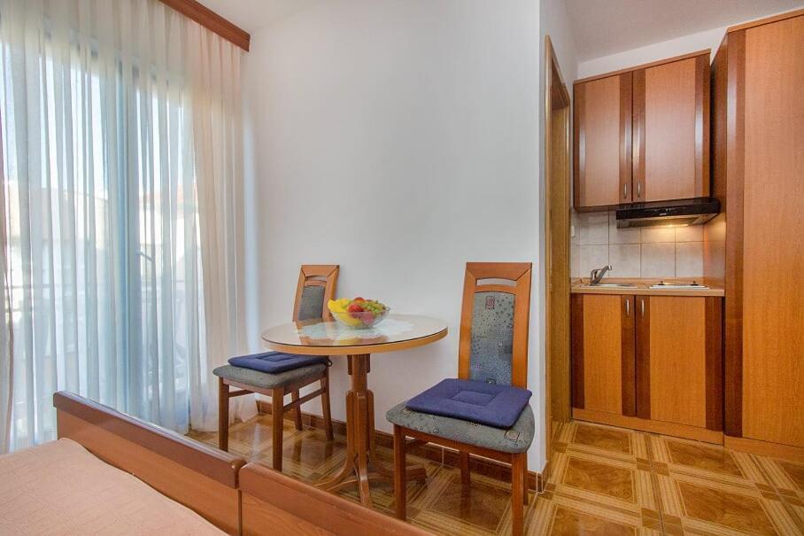Apartments Tonimir Vodice Eksteriør bilde